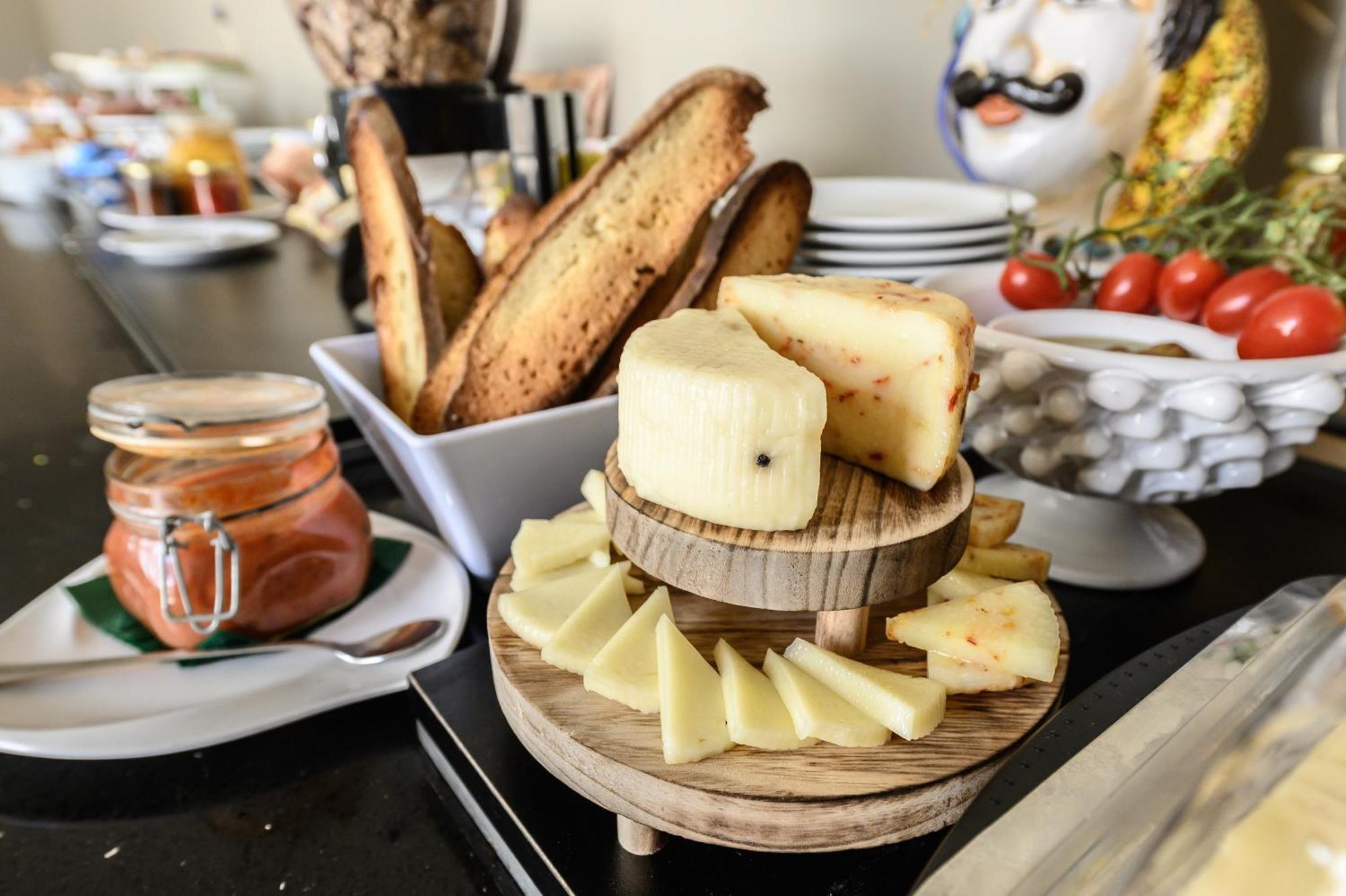 Baitan Hotel Марсала Екстериор снимка